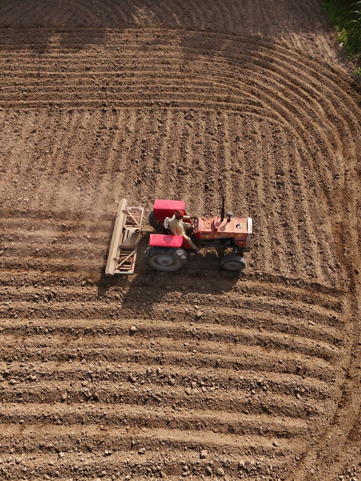 Hydraulic pumps for agricultural machinery and tractors